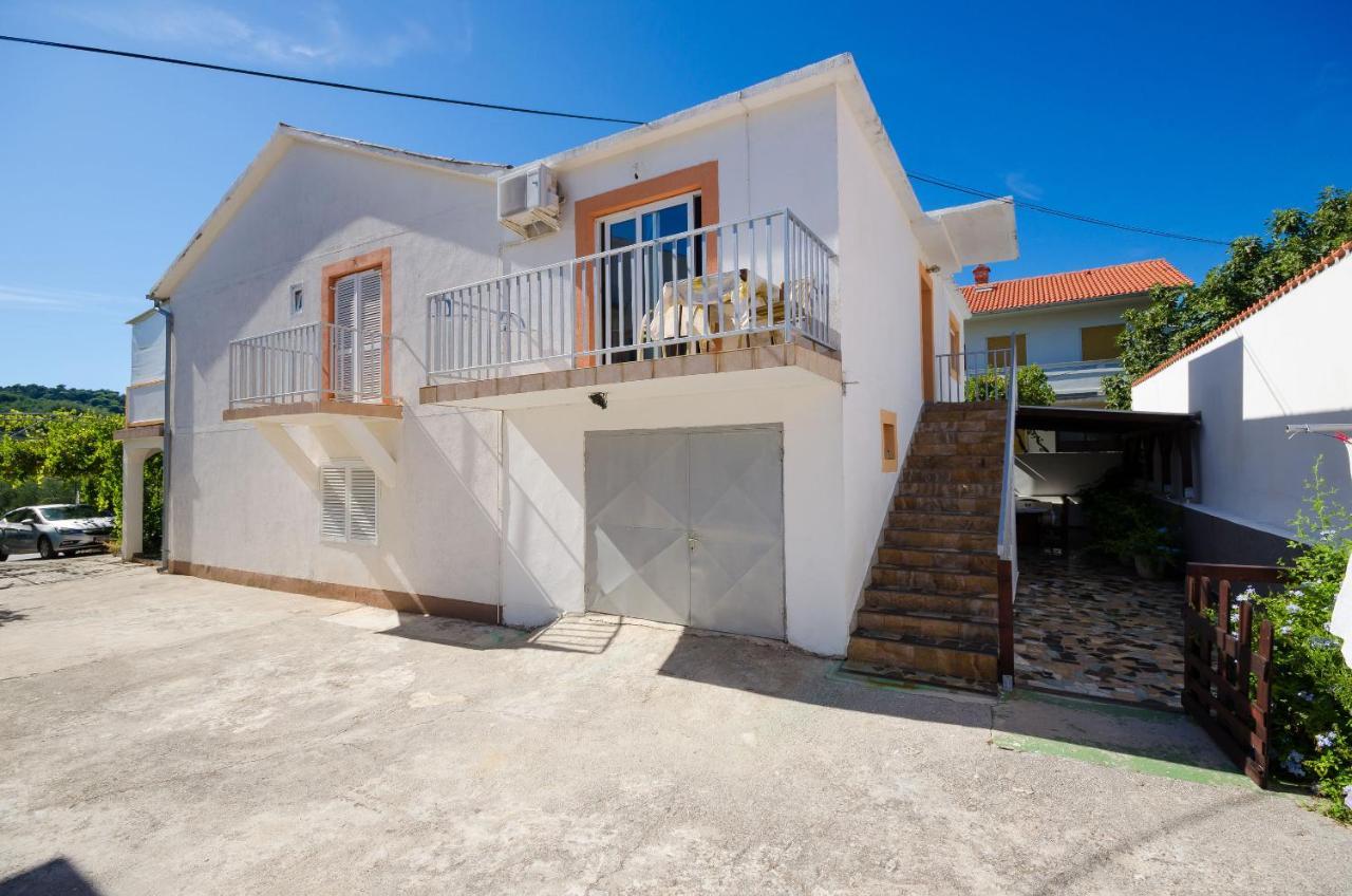 Apartments Elvira Lopar Exterior foto