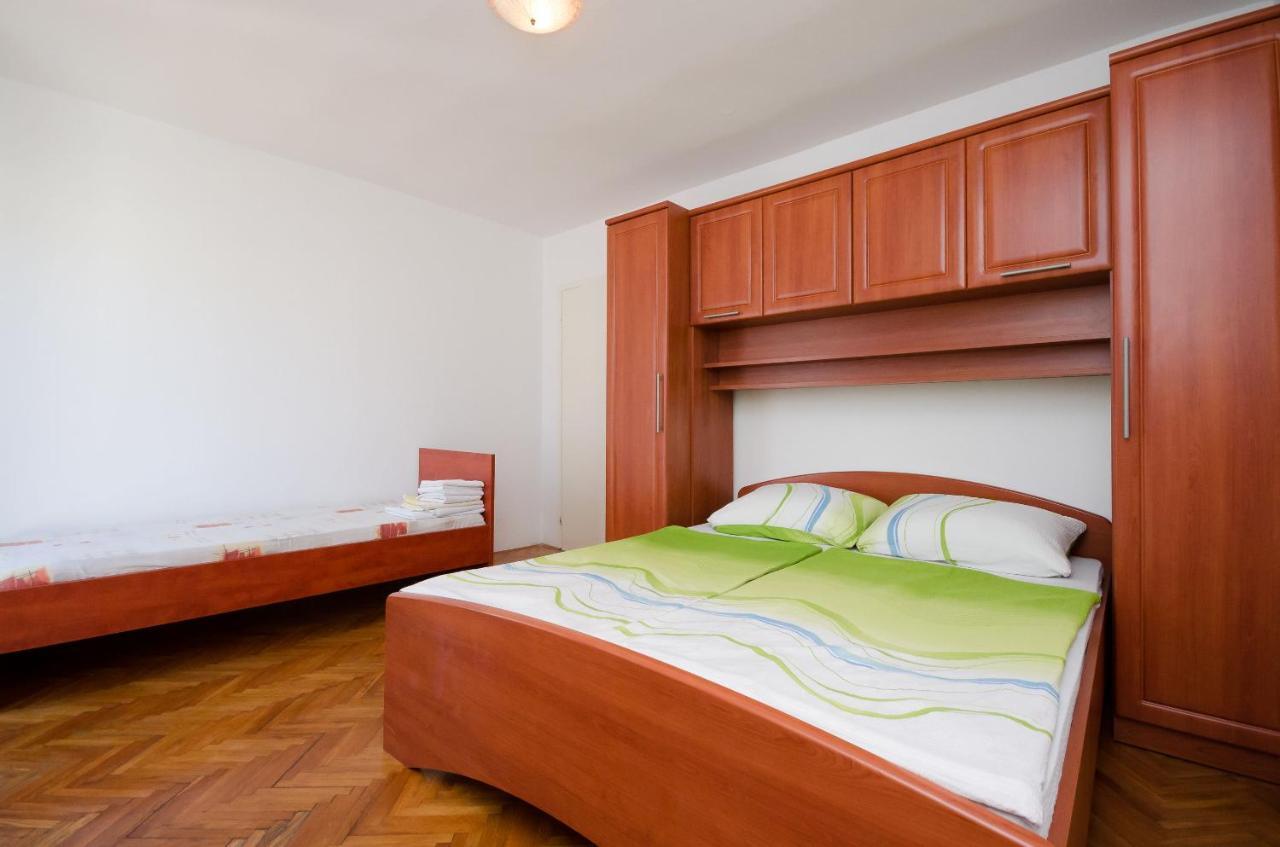 Apartments Elvira Lopar Exterior foto
